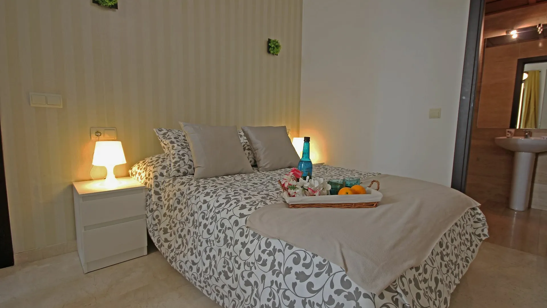Carreteria Grupalmalaga Apartment Malaga